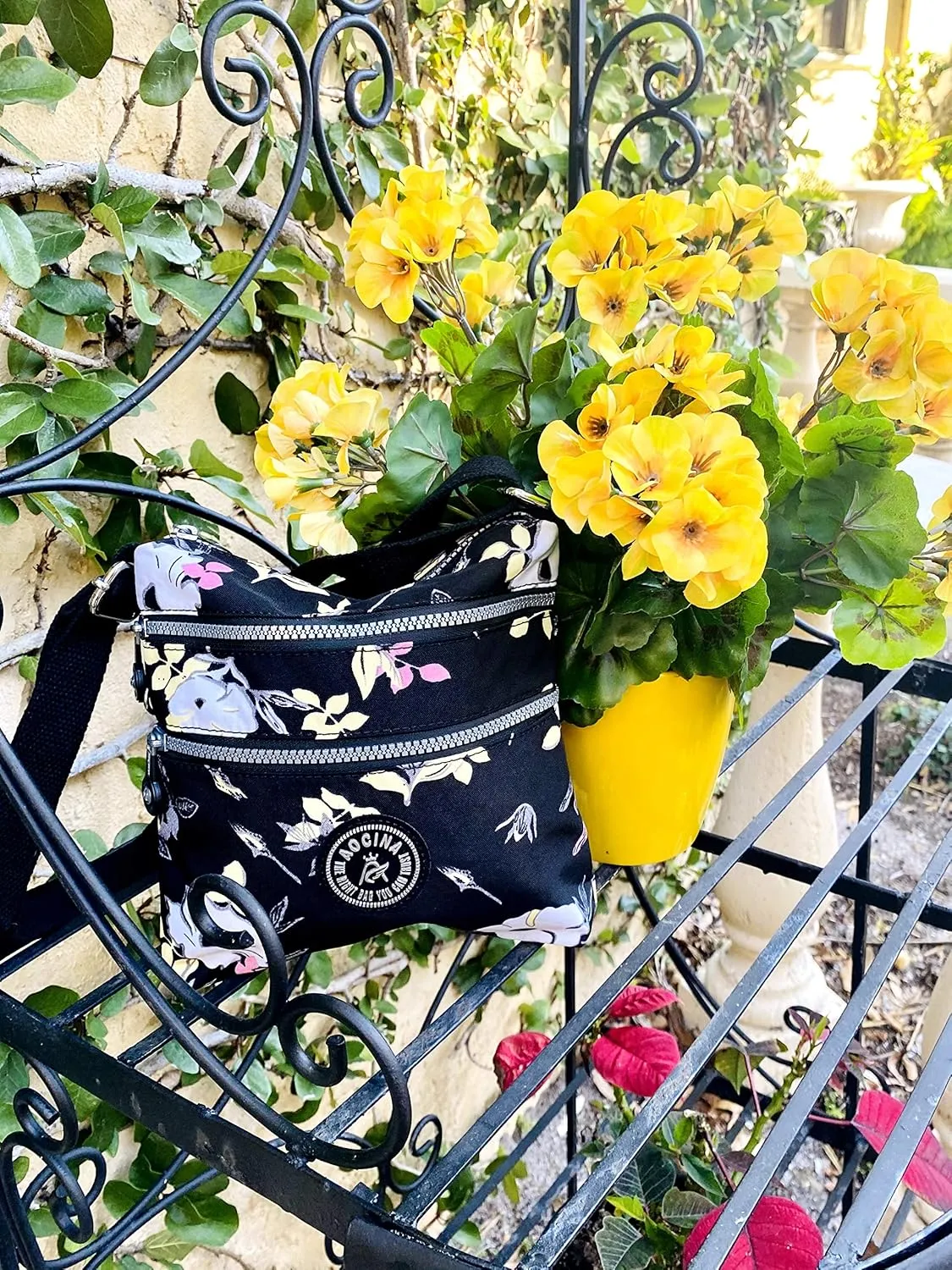 AOCINA Crossbody Purses for Women Lightweight Small Travel Bag Shoulder Purses and Handbags with Multi Zipper Pockets