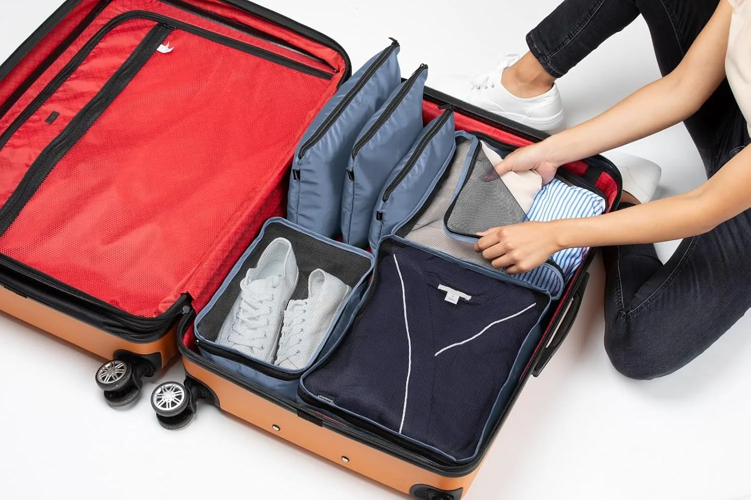 Brookstone Packing Cubes - 6 Piece Compression Packing Cubes for Travel - Tear Resistant Travel Essentials Bag Organizer Set, Denim Blue