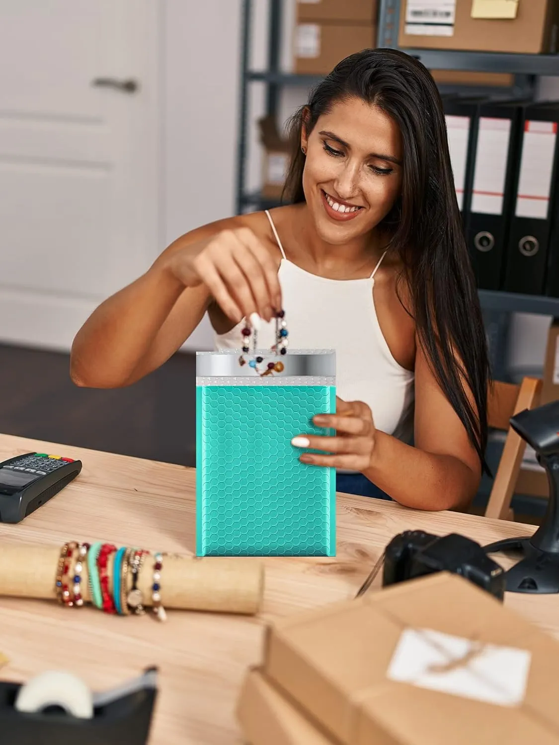 GSSUSA 100 Pack Bubble Mailers 6x10 Inches Teal Bubble Mailer Usable Size 6x9" Bubble Envelopes Small Packaging Mailing Envelope Shipping Bag Bulk Pack Self Seal Package Packing Business Supplies