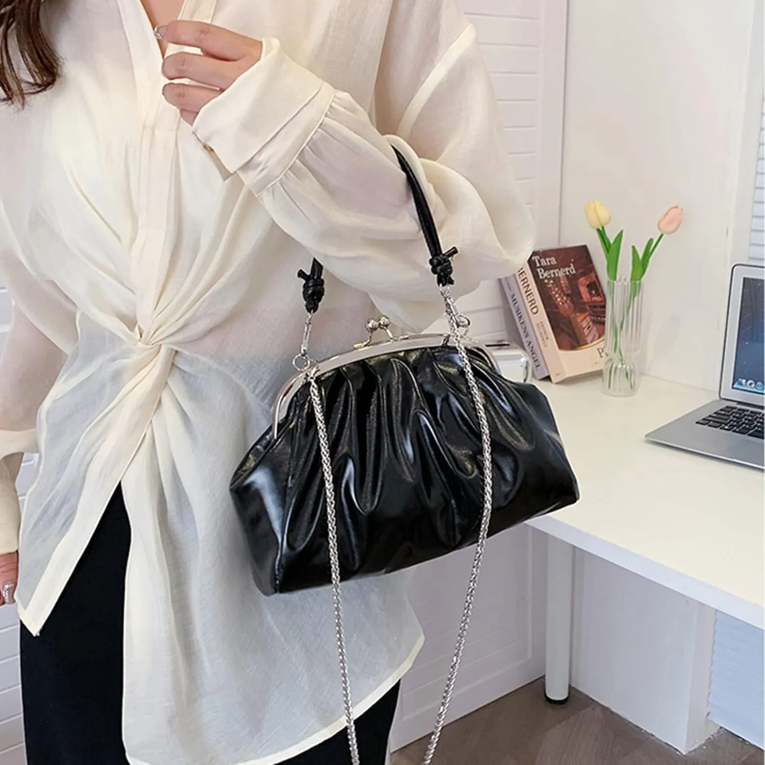 Handbags Shiny Patent Leather Evening Bag Pleated Clutch Purses Top Handle Satchel with Detachable Chain Well made