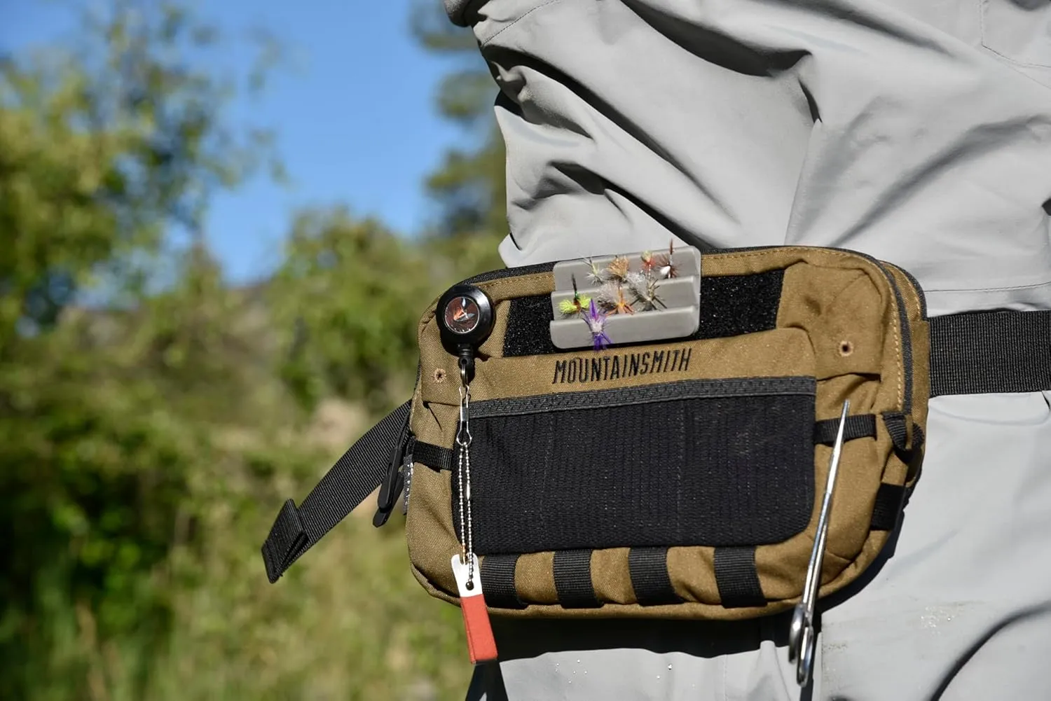 Mountainsmith Timber Lumbar Waist pack, Fly Fishing Fanny Pack and Tackle Storage Hip Bag, Hunting, and Outdoor Sport Activities, Coyote Brown