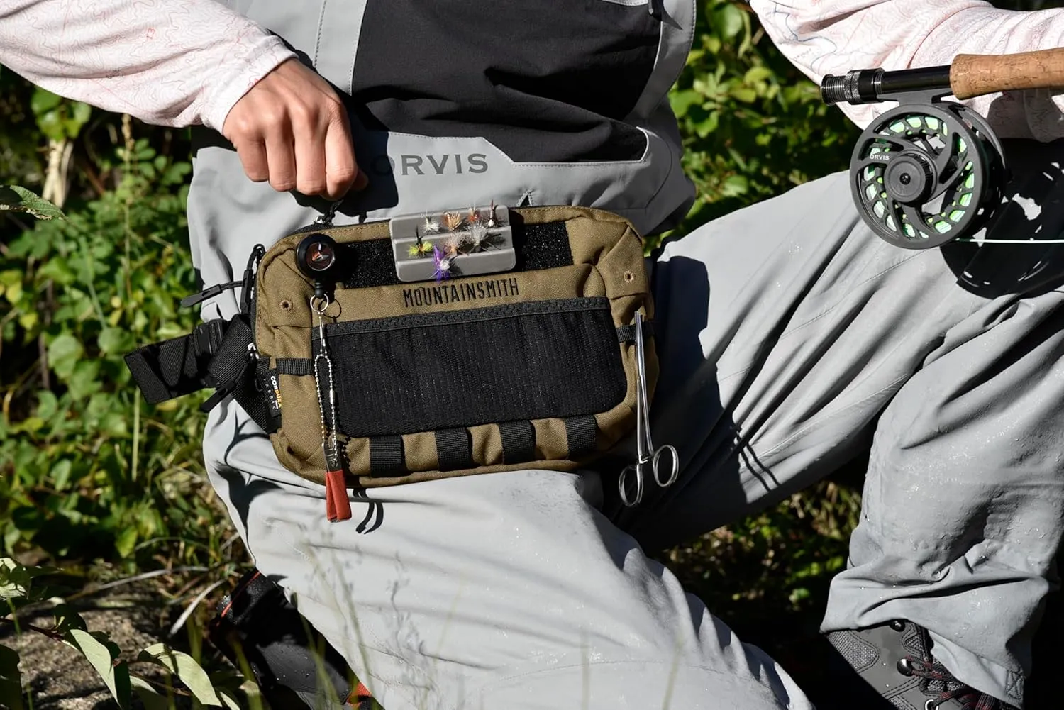 Mountainsmith Timber Lumbar Waist pack, Fly Fishing Fanny Pack and Tackle Storage Hip Bag, Hunting, and Outdoor Sport Activities, Coyote Brown
