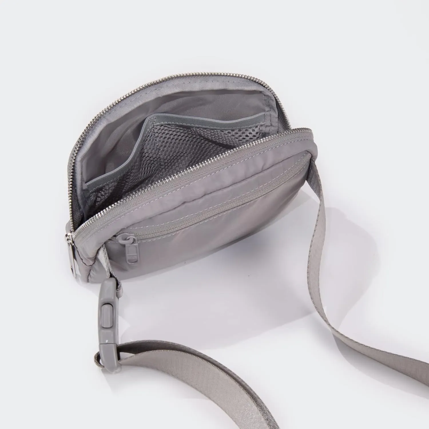 Pander Belt Bag for Women, Fashion Waist Packs, Crossbody Bags with Adjustable Strap (Light Grey).