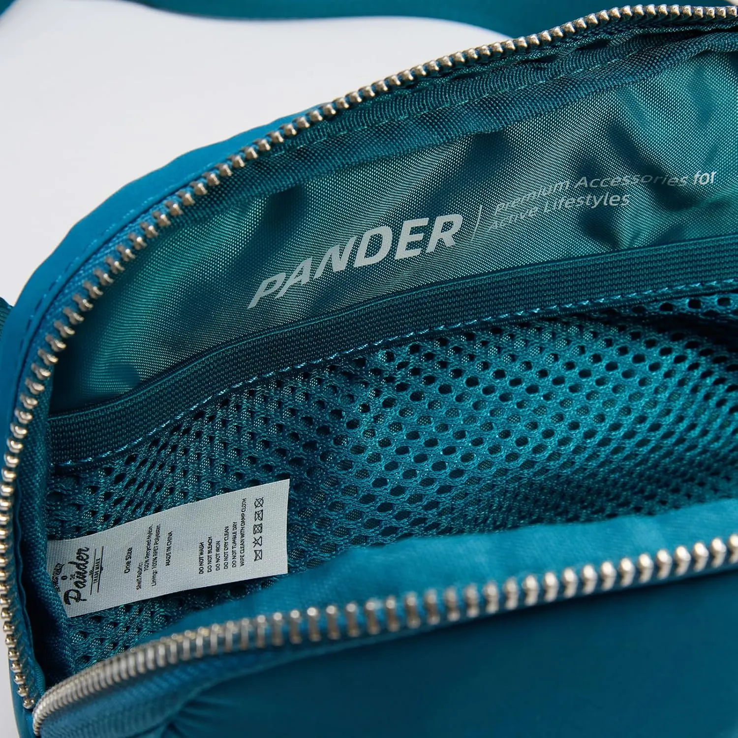 Pander Unisex Belt Bag Fanny Pack for Women with Adjustable Strap, Small Waist Pouch for Workout Running Traveling Hiking